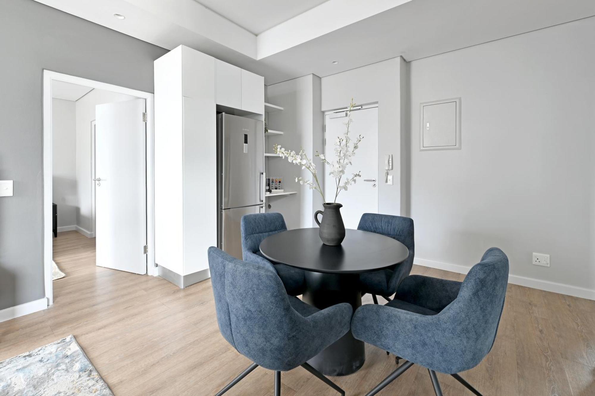 Apartment Luna 2-bed Escape With Mountain Views Cape Town