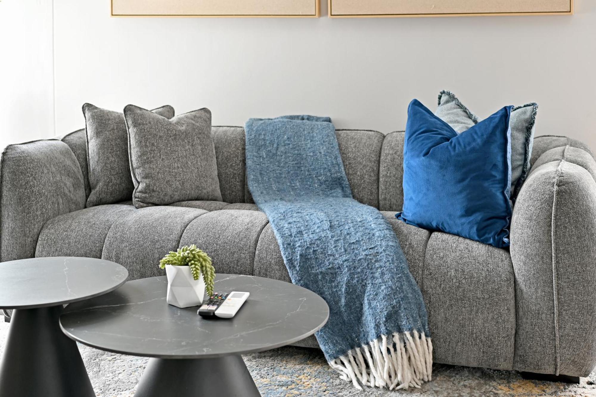 Luna 2-bed Escape With Mountain Views Apartment Cape Town